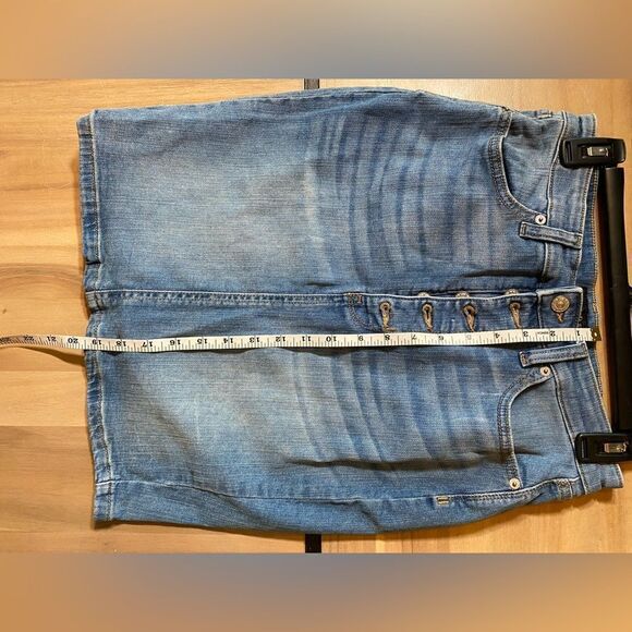 ‎Mid length jean skirt - Picture 2 of 6